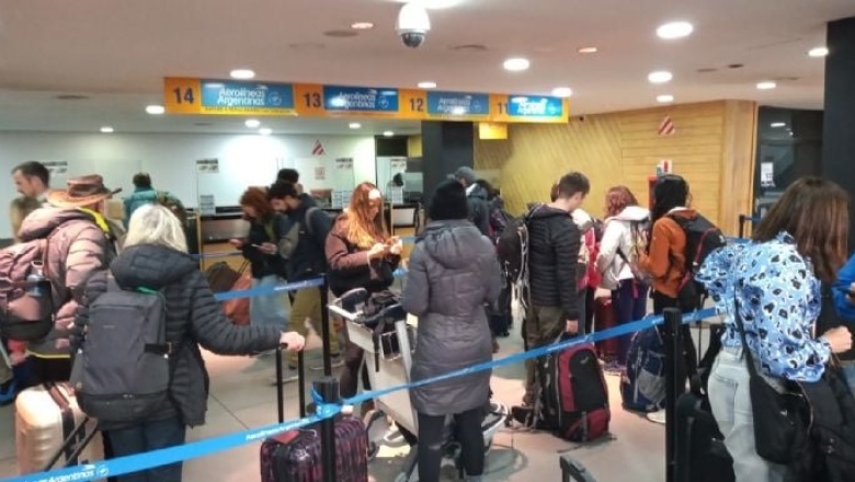 Reubicaron a más de 550 pasajeros que quedaron varados”