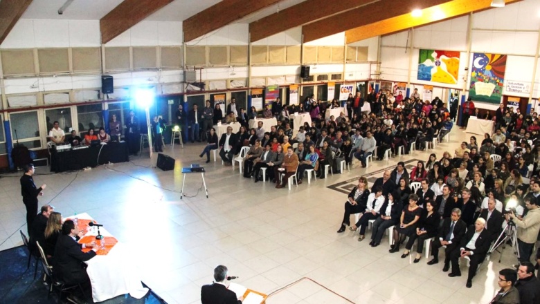CENT 11: 40 años y 4.000 egresados pero sin edificio propio