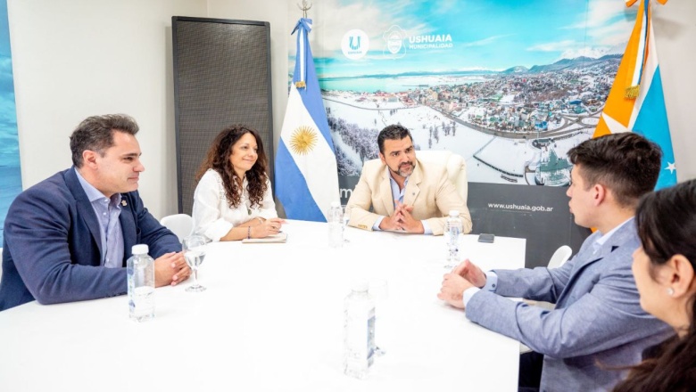 Municipalidad y Diarco firmaron importante acuerdo en productos de la canasta básica