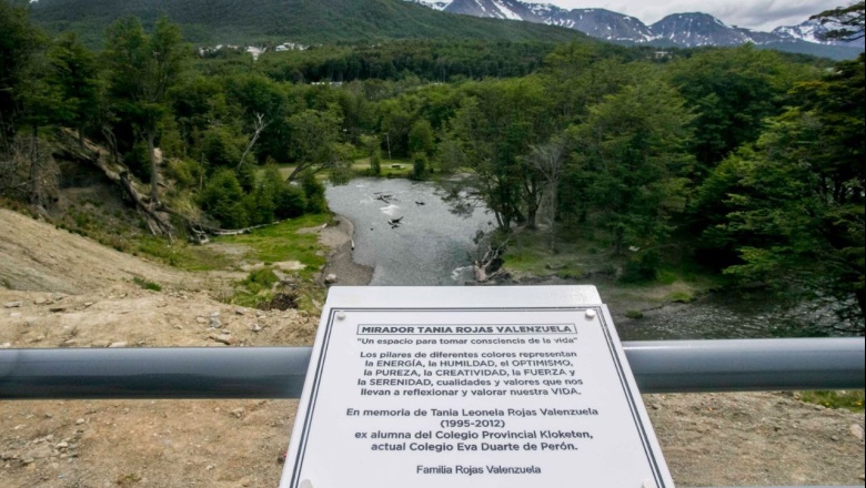 En homenaje a Tania Rojas Valenzuela se inauguró su mirador en el Barrio Pipo