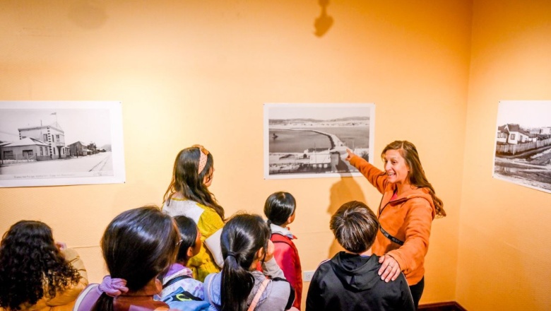 Caminata de reconocimiento por el patrimonio físico e histórico de la ciudad