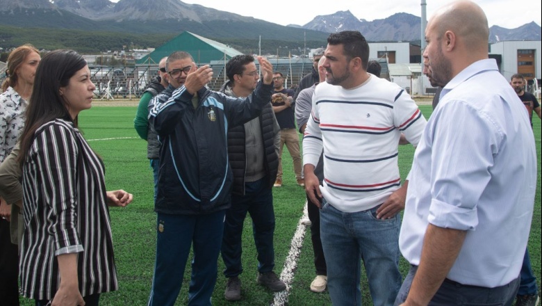 El intendente Vuoto recorrió las obras realizadas en la Cancha Hugo Lumbreras