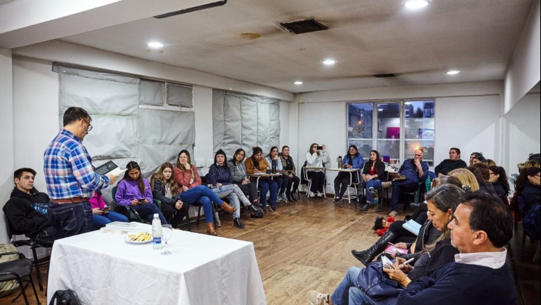 Ushuaia fortalece la cultura con innovadoras capacitaciones para promotores de lectura