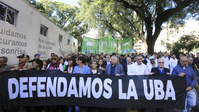 Reclamo universitario a Milei: "La única verdad es la realidad"