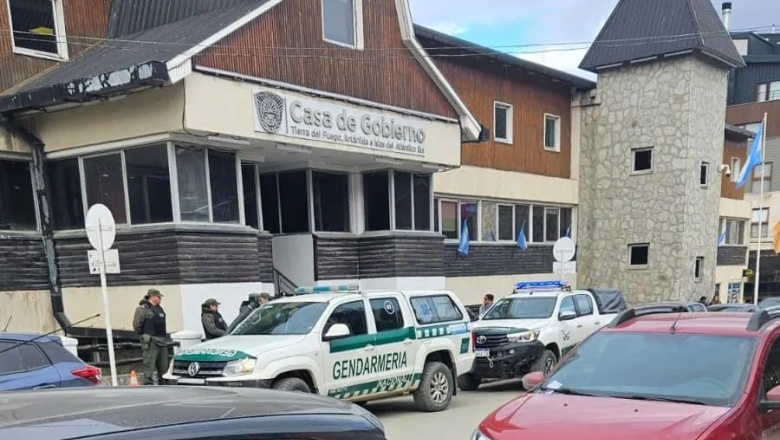 Allanan la Casa de Gobierno por presunta “falsificación de documento público”