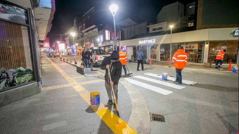 Personal municipal realizó tareas de limpieza en Perito Moreno y zona céntrica de la ciudad