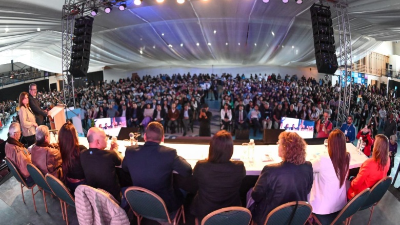 Mas de 1600 participantes en el Primer Seminario Municipal de Capacitación sobre Malvinas