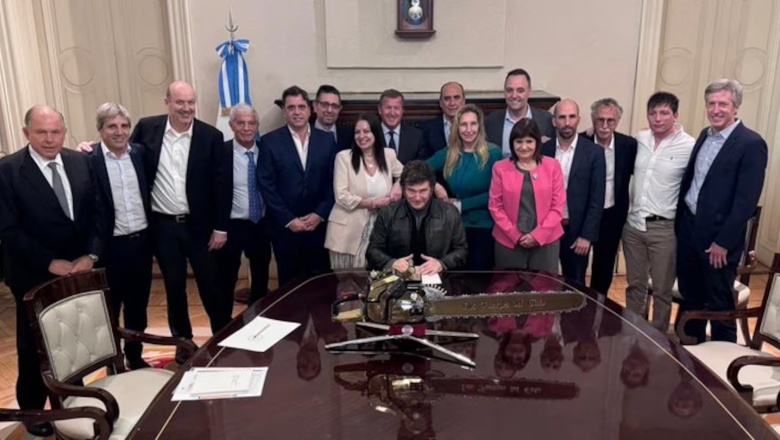 El Gobierno confirmó que echó a 37.595 empleados estatales durante su primer año de gestión