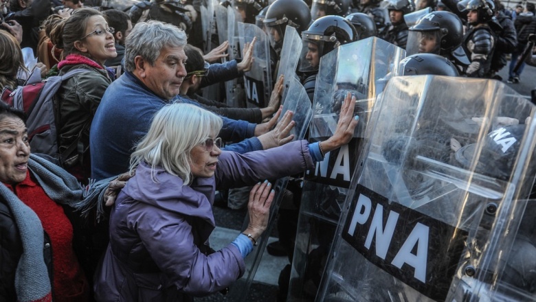 La advertencia de los jubilados a Bullrich: "Dejá de amenazar, nos morimos de hambre"