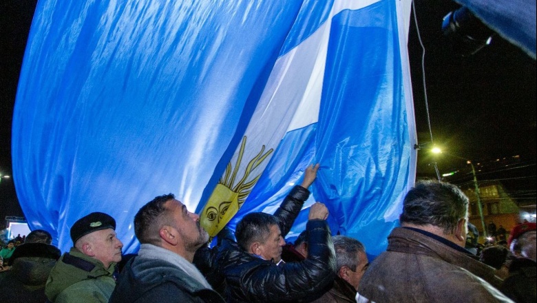 Siempre: Junto a nuestros hèroes de Malvinas en la vigilia