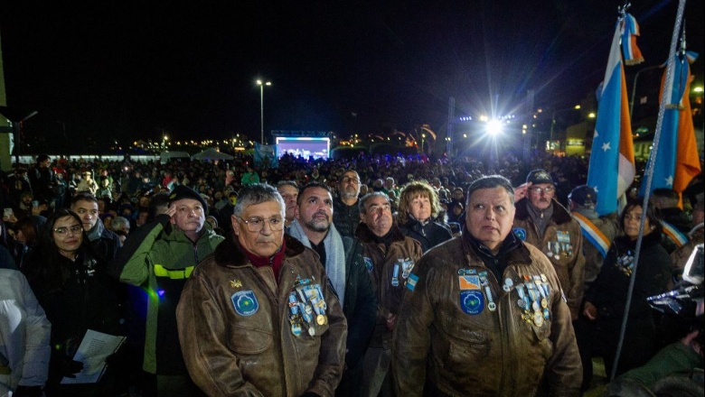 Siempre: Junto a nuestros hèroes de Malvinas en la vigilia