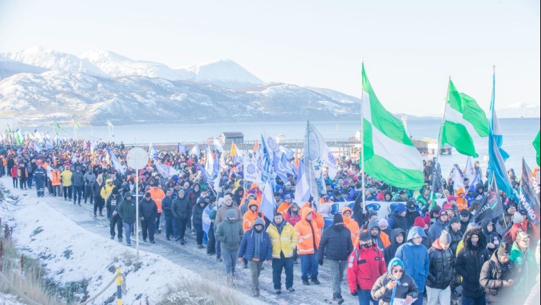 Ushuaia marchó a favor de Tierra del Fuego