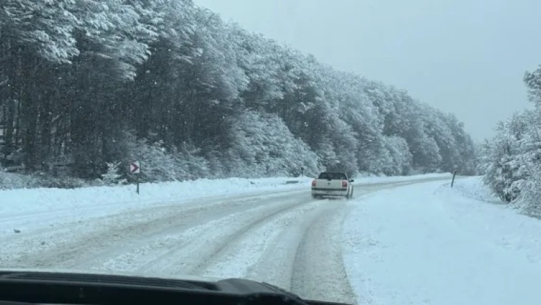 Recomiendan circular con extrema precaución en la zona alta de la Ruta 3 por acumulación de nieve