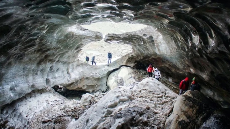 Prohibición, durante todo el año, el ingreso a las cuevas de hielo del Vicinguerra