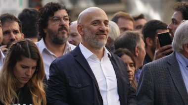 El vicerrector de la UBA desmintió a Caputo y mostró su recibo de sueldo