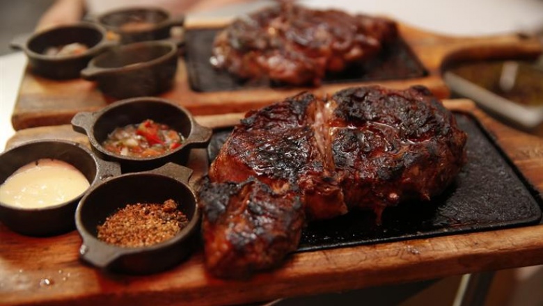 Marear la carne, el secreto para el mejor asado, según un reconocido chef