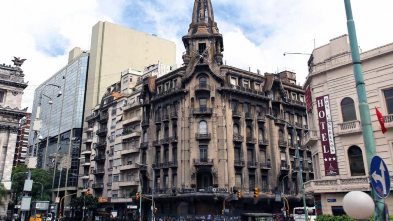 La histórica confitería El Molino abrirá sus puertas para La Noche de los Museos