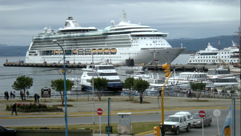 Municipalidad y DPP  coordinan la seguridad en temporada de cruceros
