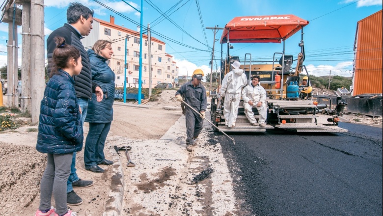 Avanza la repavimentación de Fuegia Basket y 640 Viviendas