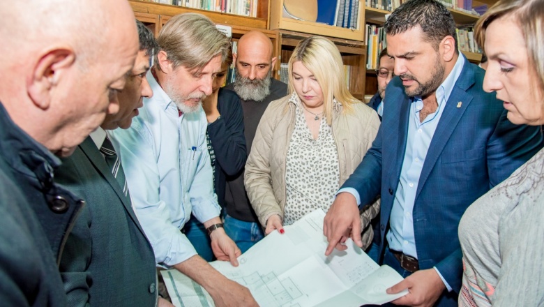 Vuoto y Bertone dan respuesta a un viejo pedido de la comunidad educativa