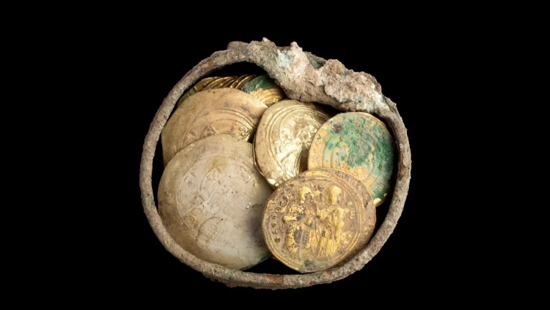 Encontraron un tesoro de monedas de oro de la época de las Cruzadas en Israel