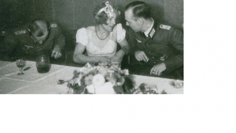 Travestismo entre soldados nazis