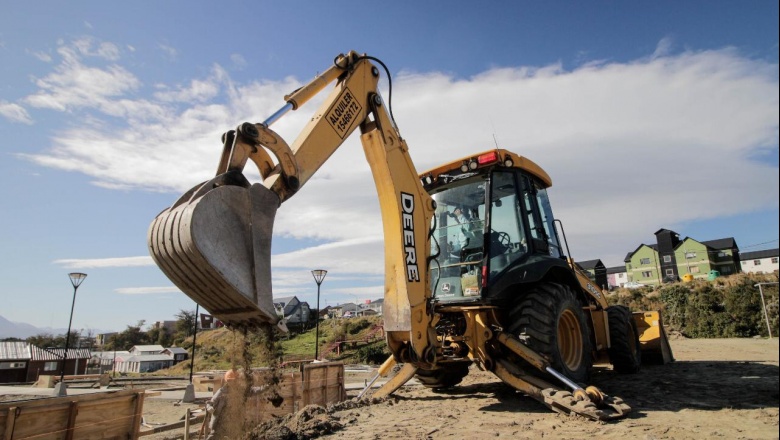 El intendente Vuoto recorrió las obras iniciadas en el Barrio Pipo