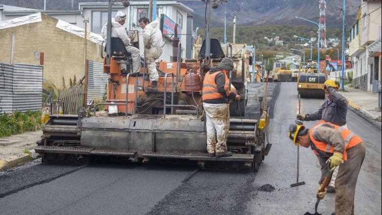 Iniciaron el hormigonado de De la Estancia y continúa la repavimentación de calles céntricas