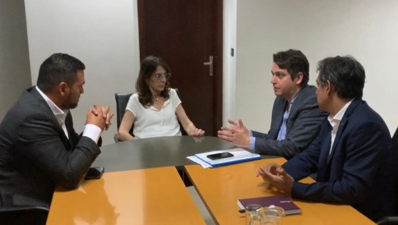 Vuoto y Pérez abordaron con Bielsa la situación habitacional de la provincia