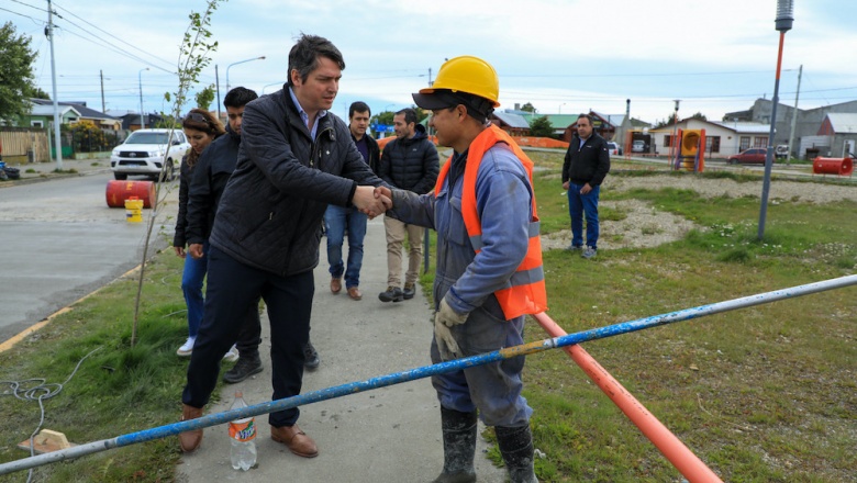 “Vemos que la ciudad necesita la intervención del Municipio”, dijo Perez tras recorrer obras de bacheo