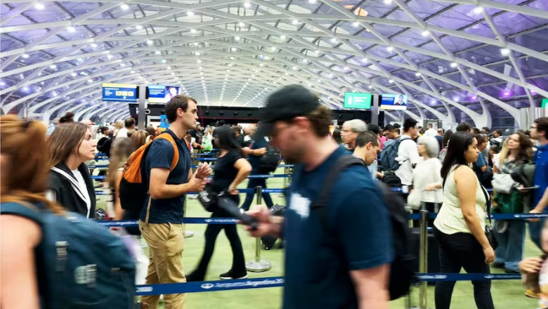 La salida de turistas volvió a aumentar en septiembre y el rojo en la balanza podría llegar a US$12.000 millones a fin de año