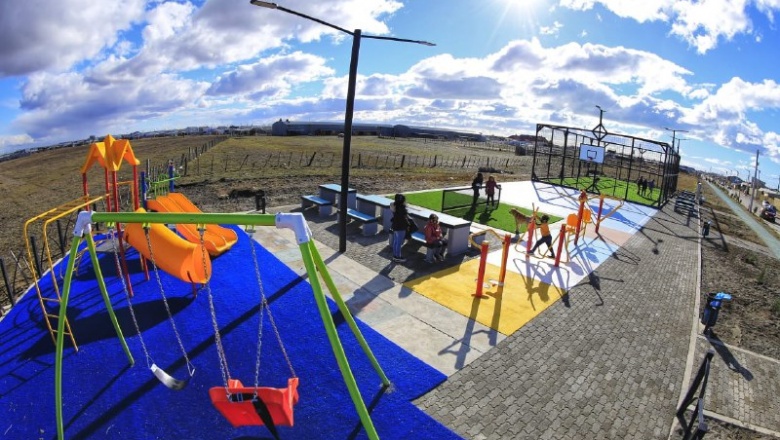 Nuevo playón deportivo: Recreación saludable para disfrute de las familias del barrio