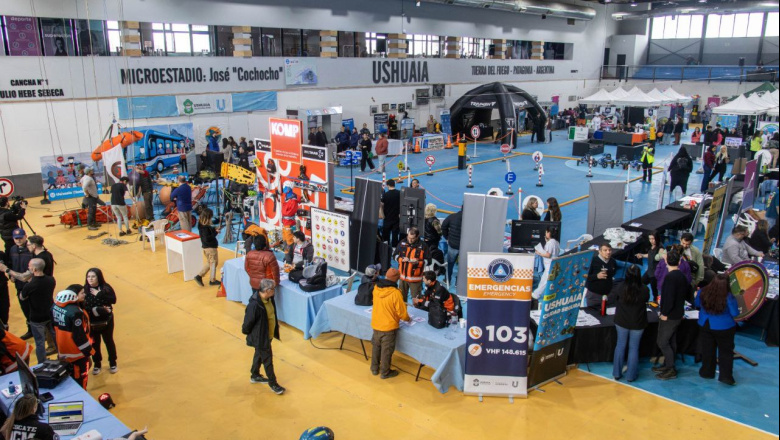 Este Jueves continúa la "Expo Seguridad"