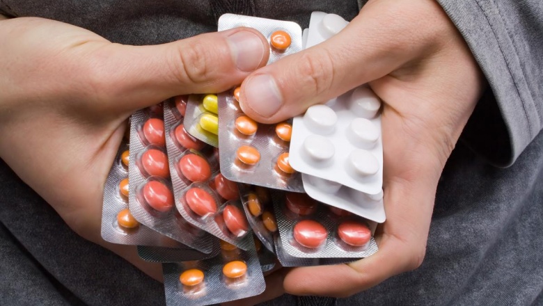 Ibuprofeno, antibióticos y otros medicamentos, ¿pueden ir en el equipaje de mano?