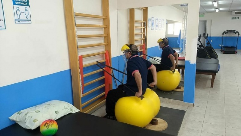Mas de 100 vecinos han sido asistidos por la Unidad Móvil de Rehabilitación Post-Covid-19