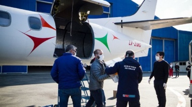 Arribó el primer avión sanitario contratado por Gobierno Provincial