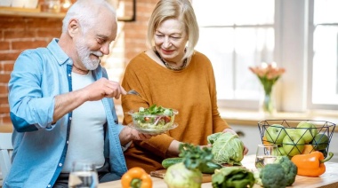 5 consejos para vivir más y mejor: "Podemos ser artífices de nuestro envejecimiento", afirma un experto en geriatría