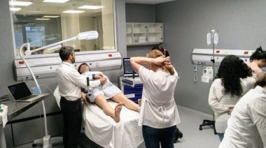 Maniquíes "humanos" y simuladores: la tecnología que prepara a los nuevos médicos