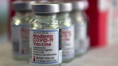 Llegan a TDF 3.640 dosis de vacuna Moderna destinadas a adolescentes de entre 12 y 17 años con factores de riesgo