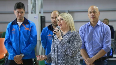 BERTONE A LOS EMPLEADOS PÚBLICOS: “GRACIAS POR TRABAJAR EN EQUIPO Y UNIDOS”