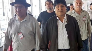 A menos de un día de haber llegado al país, Evo Morales violó su compromiso de no realizar manifestaciones políticas