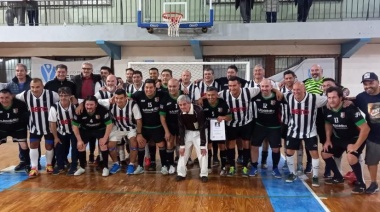 Homenaje a José "Cochocho" Vargas por las glorias del futsal fueguino