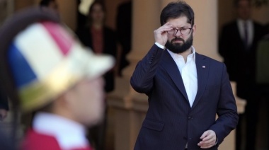 Chile presentó una nota de protesta por los dichos de Caputo contra Boric: "Se inspiran en Venezuela"