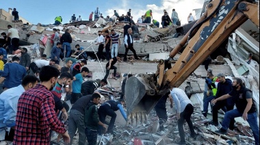 Dos niñas fueron rescatadas entre los escombros tres días después del sismo
