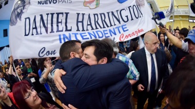 Vuoto asistió a la asunción de Daniel Harrington en la intendencia de Tolhuin