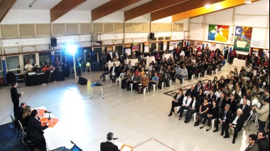 CENT 11: 40 años y 4.000 egresados pero sin edificio propio