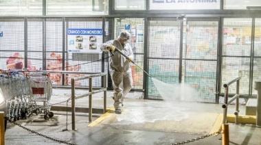 El municipio trabaja intensamente en la desinfección de lugares públicos para prevenir el COVID-19