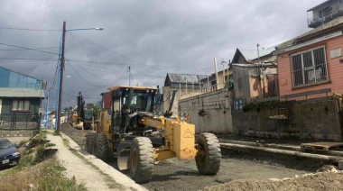 Avances en el bacheo y pavimentación de Barrio Los Morros