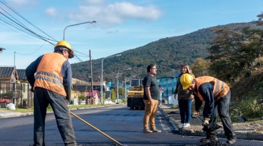 Avances en la pavimentación del Barrio Río Pipo