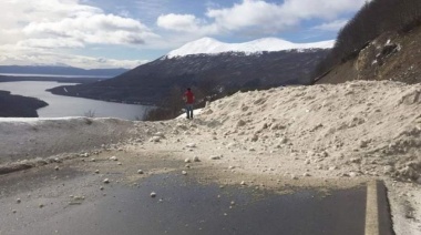 Derrumbe en el Garibaldi y avalancha en Cerro Castor